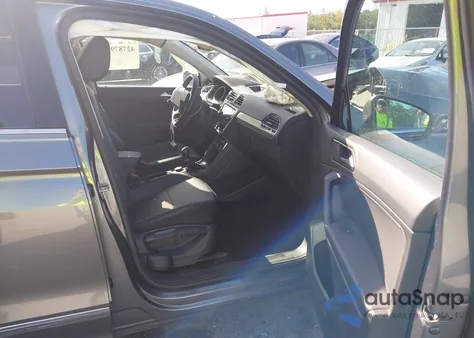 2018 Volkswagen Tiguan 2.0T Se/2.0T Sel из США, поврежденный, VIN 3VV2B7AX3JM182364